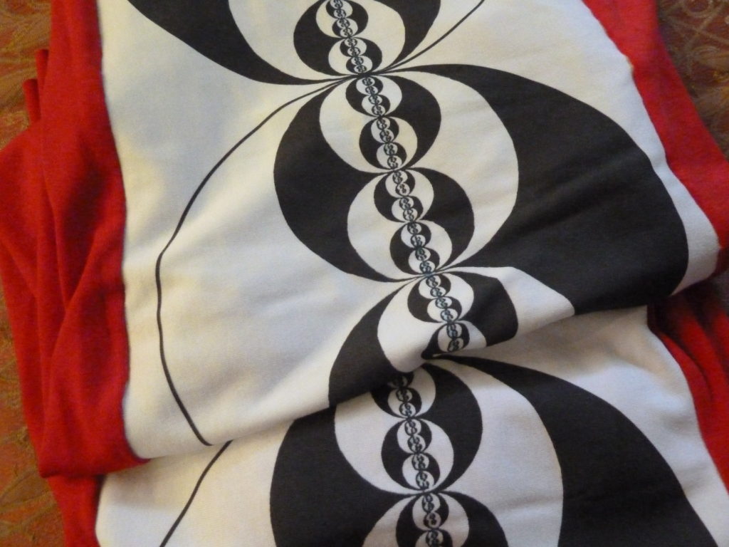 Yin Yang Robe Red Yin Yang Robe | Art4Infinity